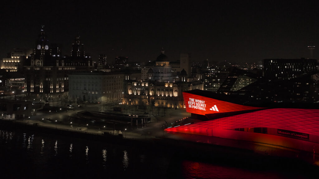 Liverpool sign partnership with adidas
